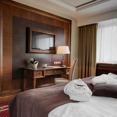 Haffner & - Destigo 5* ソポト