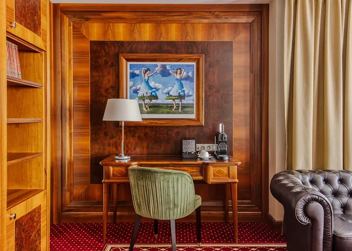 Haffner & - Destigo 5*